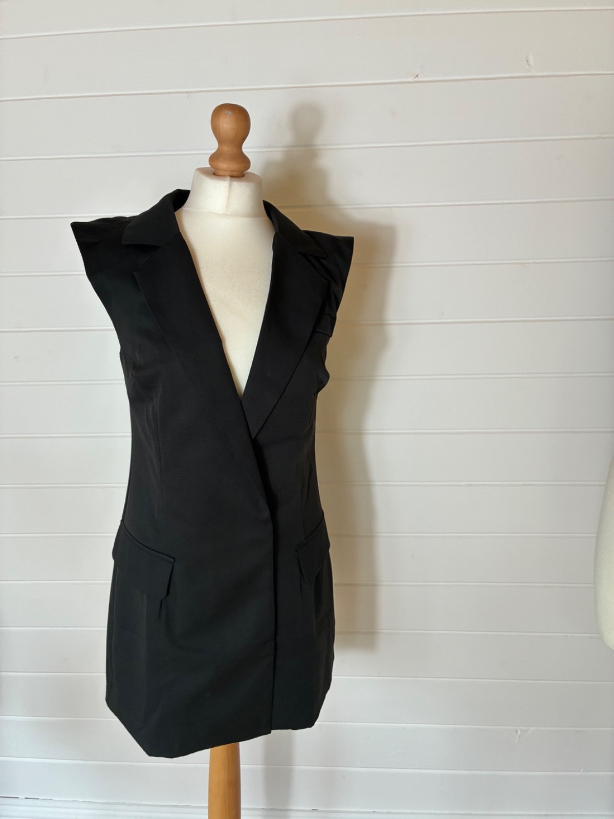 BLACK SLEEVELESS COAT DRESS DOUBLE BREASTED MINI EGO SIZE 10 PARTY COCKTAILS