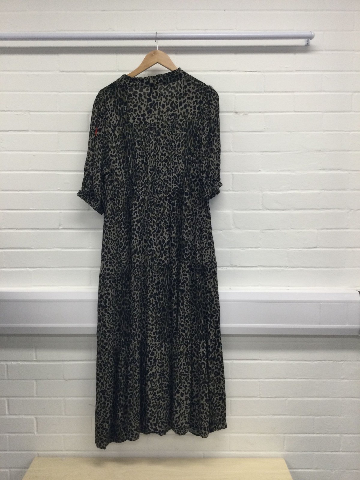 Scamp & Dude Leopard Print Zip Up Maxi Dress Size 16 Black and Olive (SR121X17)