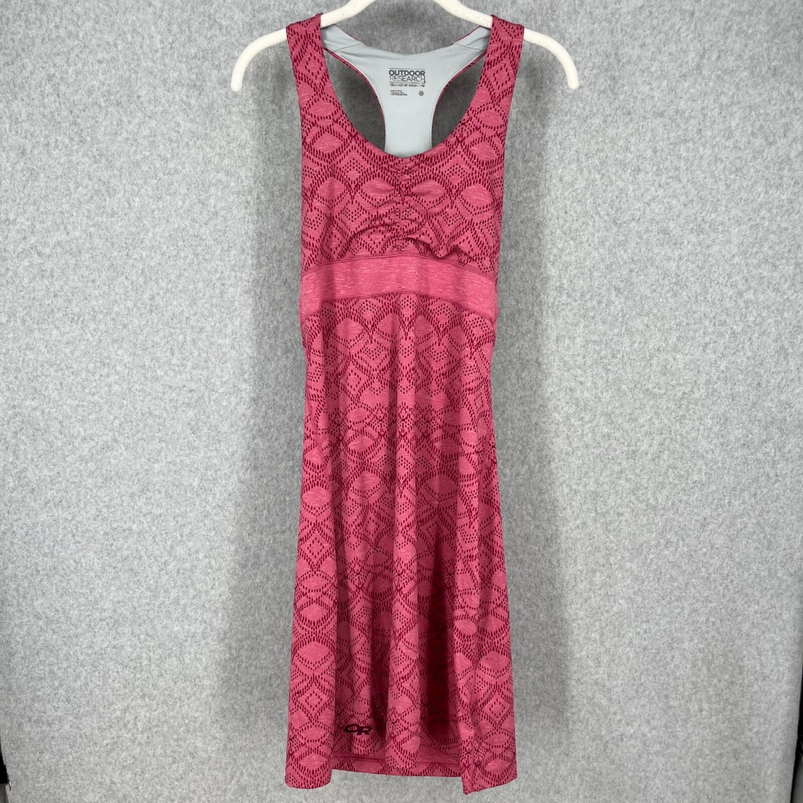 Outdoor Research Trance Athletic Dress Size 8 Pink Geometric Tank Stretch Casual