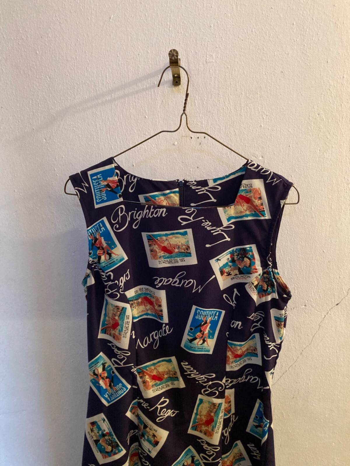 Possessed Woman’s Seaside UK Summer Holiday Sundress, Size 11, United States
