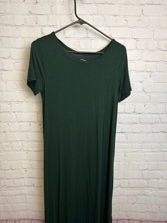 Daily ritual dark hunter green minimalist t shirt maxi dress medium coastal chic