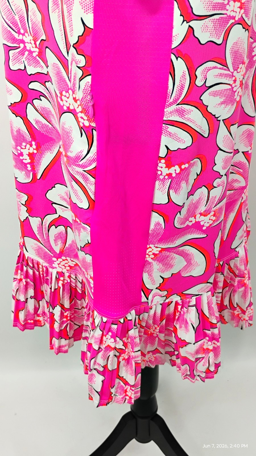 NEW Tail Activewear Nabila Sleeveless Dress UPF 50 Pink Sugar Blossom Floral XL