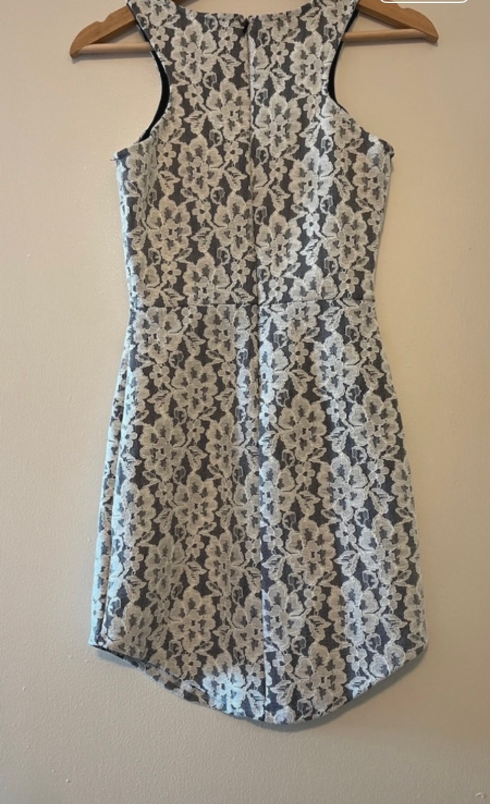 Blanc black/ white floral lace bodycon dress, size xs