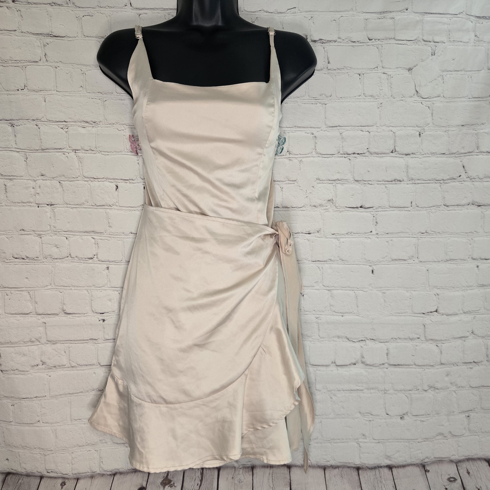 Princess Polly Cottage Hill Mini dress in Champagne Sz 8 Clean Girl Feminine