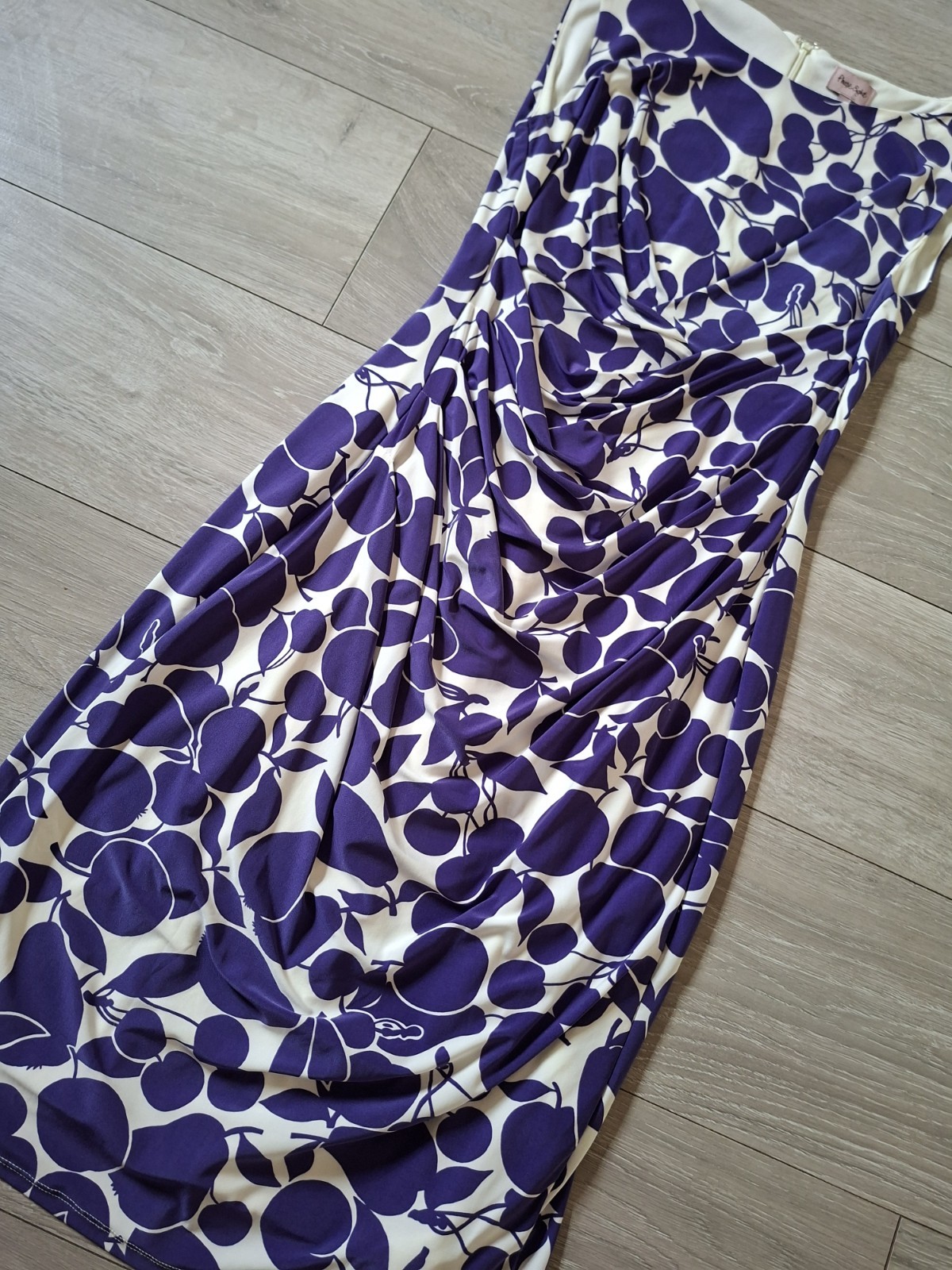 Phase Eight White & Purple Fruit Print Bodycon Dress Shift Ruched Wiggle UK14