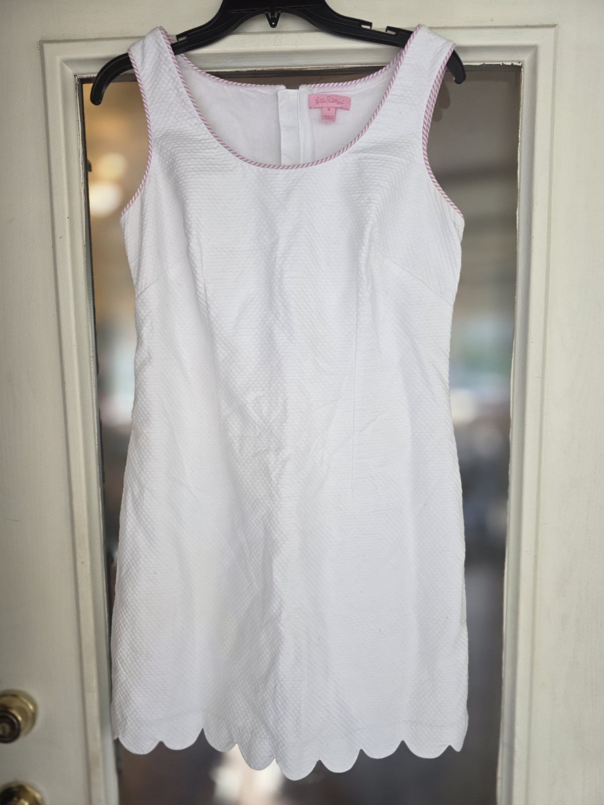 Lilly Pulitzer Women’s White Sleeveless Nina Shift Dress Sz 6 Scalloped Bow back