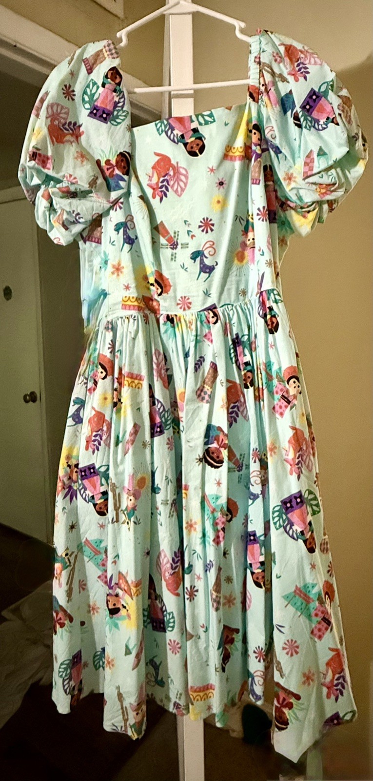 2025 Small World Disney Dress Women’s L