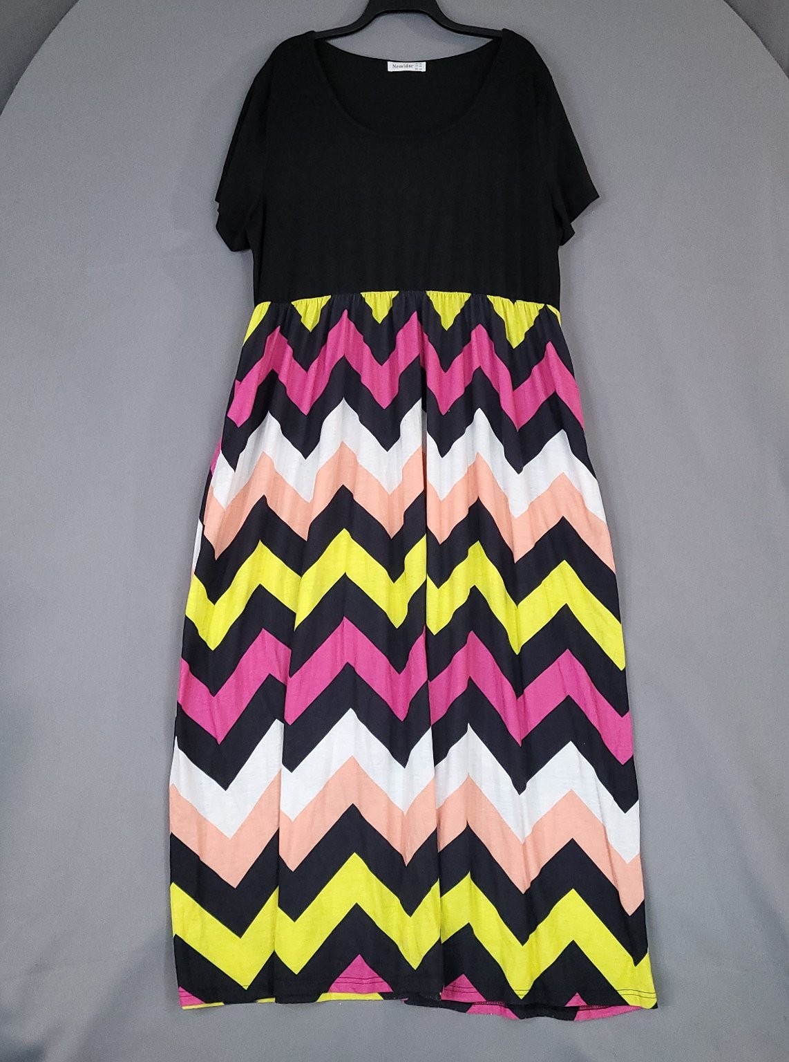 Nemidor Women’s Black Multicolor Chevron Maxi Dress US 22 Pockets