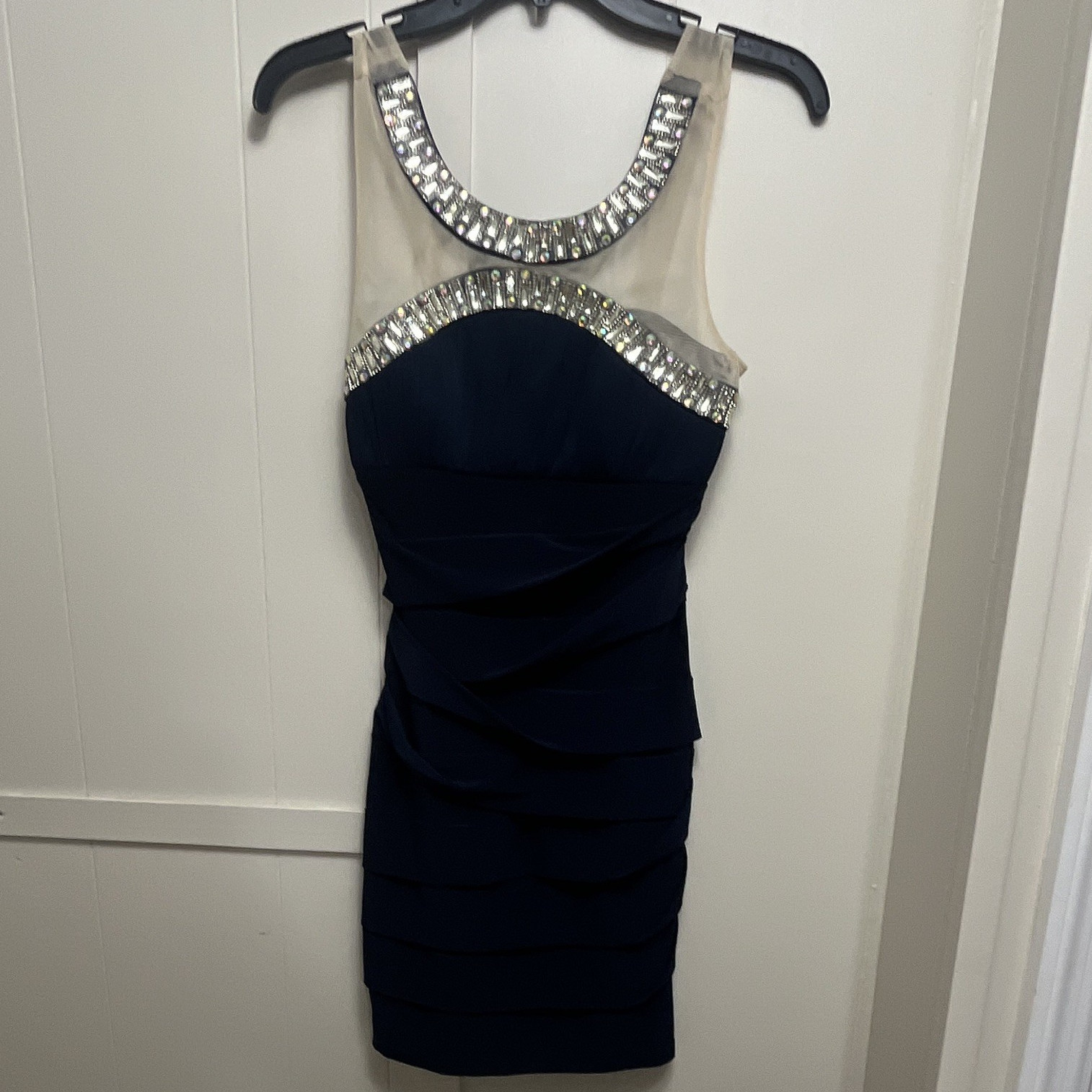 Jodi Kristopher Black/Beige Sheath Dress S Sleeveless Scoop Ruched Rhinestone
