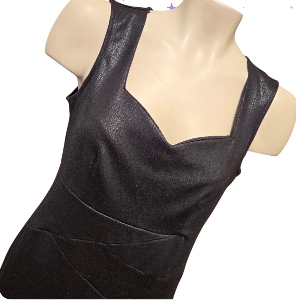 VANITY Sweetheart Neckline Waterfall Pattern Midi Black Fitted Dress Size Medium