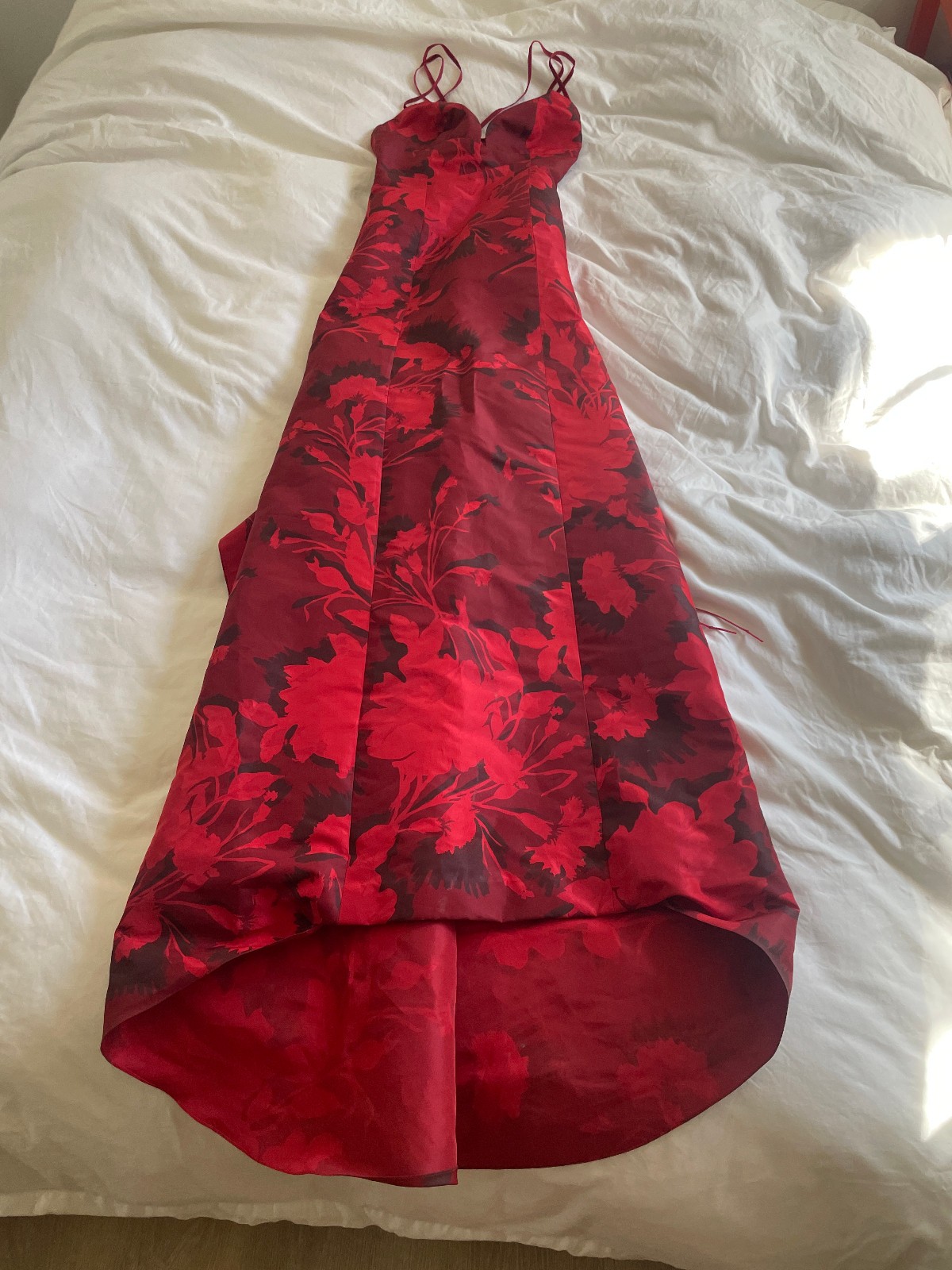 Carolina Herrera Red/Black Floral Pattern Evening Dress Sz 4 (Silk Lining)
