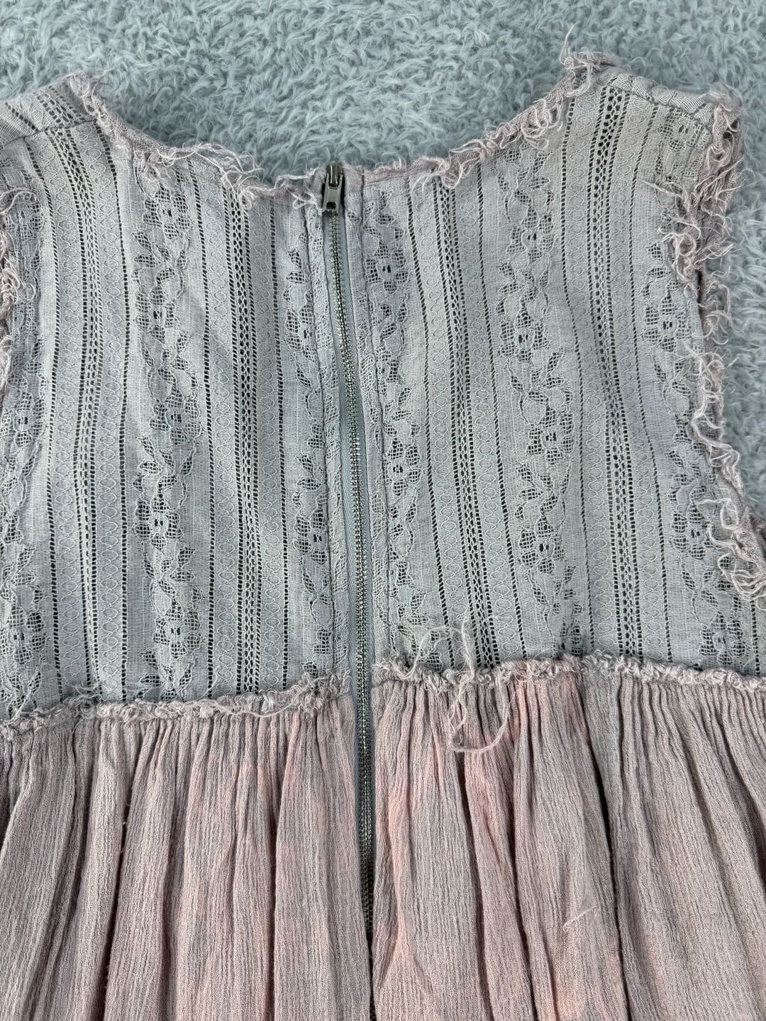 Cloud Date Sleeveless Lace Yoke Pleated Mini Dress Size S