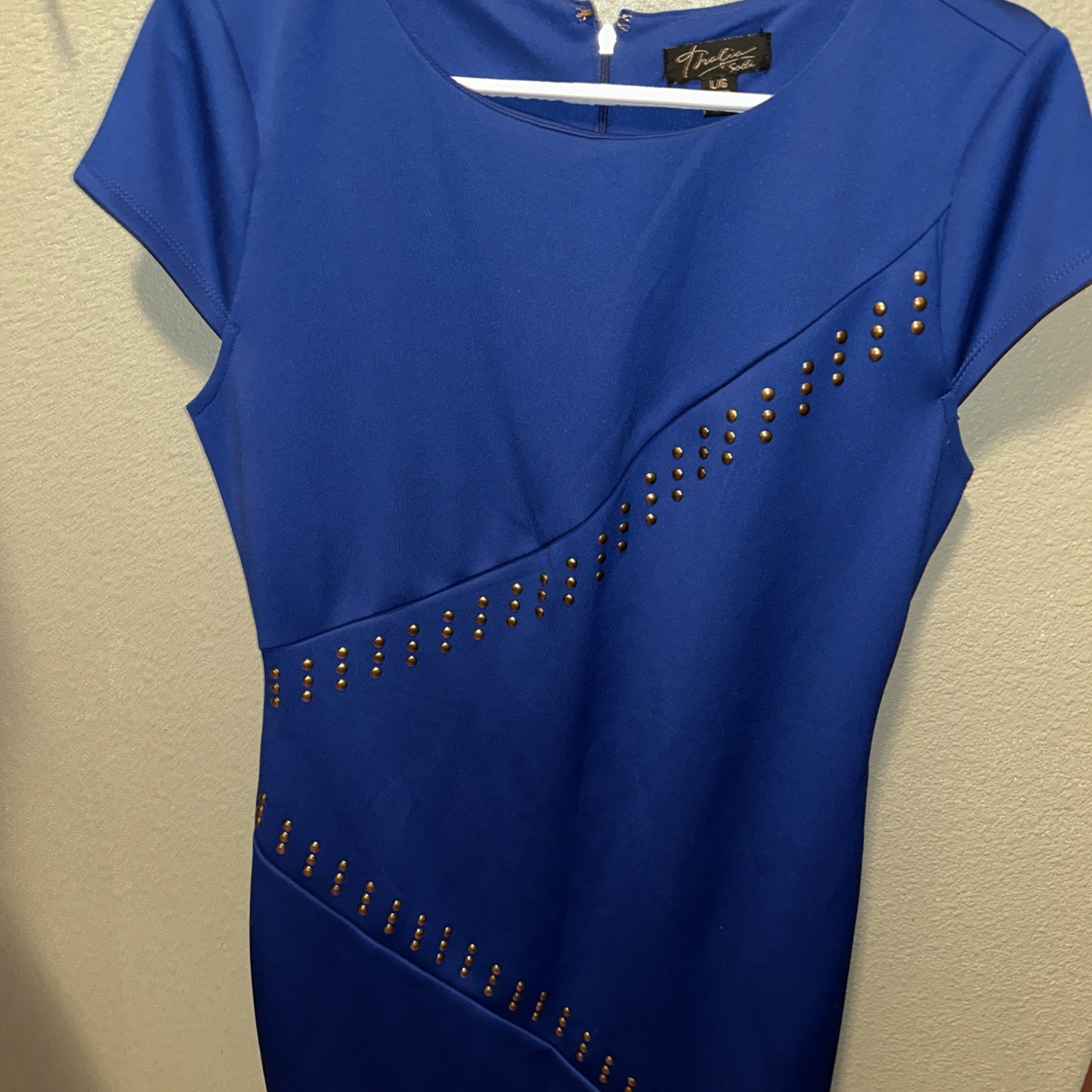 Thalia Sodi Women Dress L Blue Gold polyester Blend cup sleeve Slim Fit Sheath