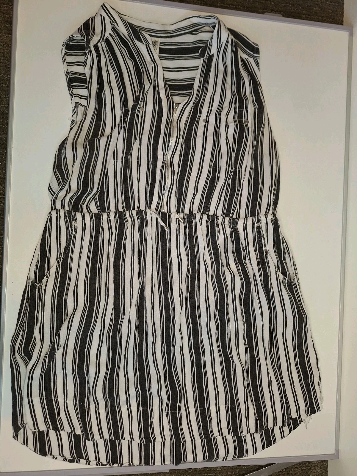 Liv 4 Truth Sleeveless 2x Blue/ White Stripes Preppy, Beach Comfort