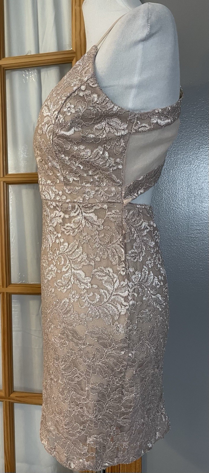 Emerald Sundae Floral Lace Cocktail Dress Sz L Mini Peach Cut Out Formal Club