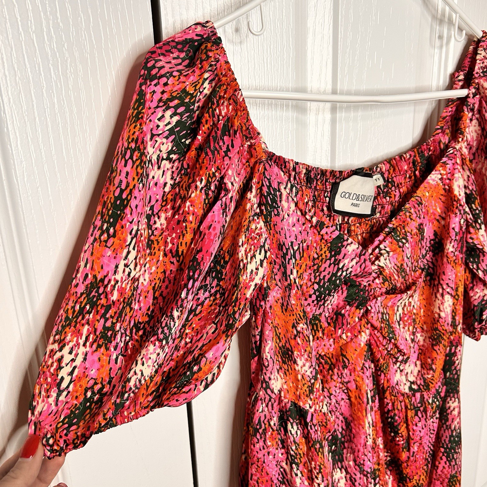 Gold & Silver Paris Women’s Small Vibrant Pink Black Mini Dress Puff Sleeves