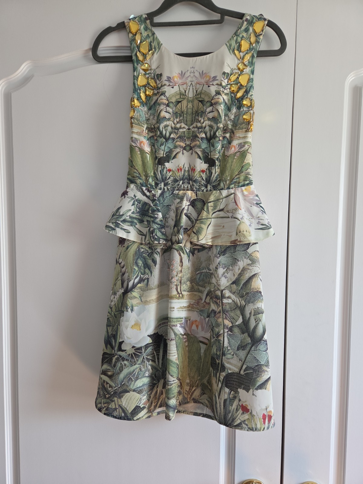 H&M Conscious Collection Tropical Dress, Size 2, Open Tie Neck Back, Lovely