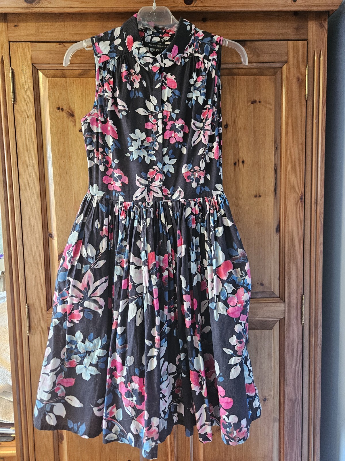 Stunning French Connection Garden Party Dress. Uk 8. Fully Lined Skirt. Pockets