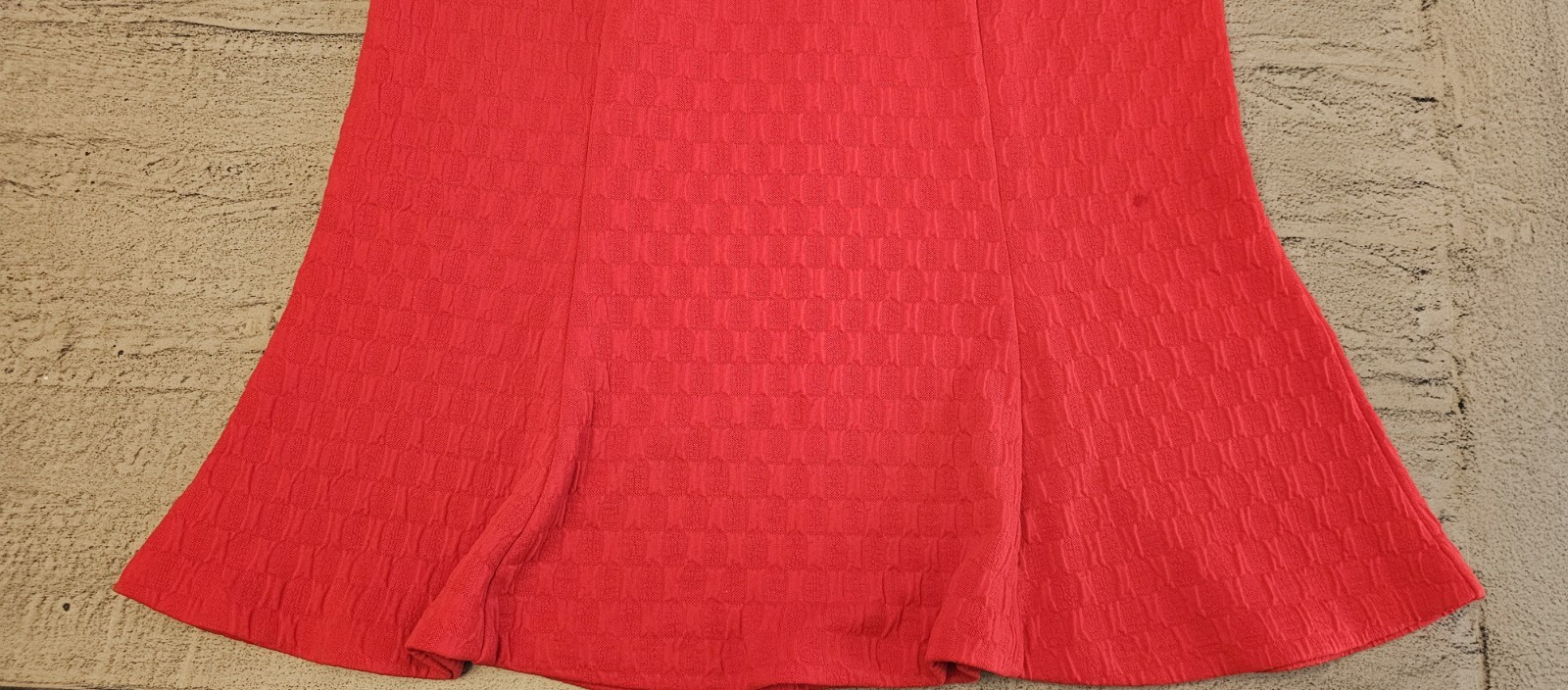 Maggy London Women’s Size 12 Red Solid A-Line Knee Dress Short Sleeve Zip