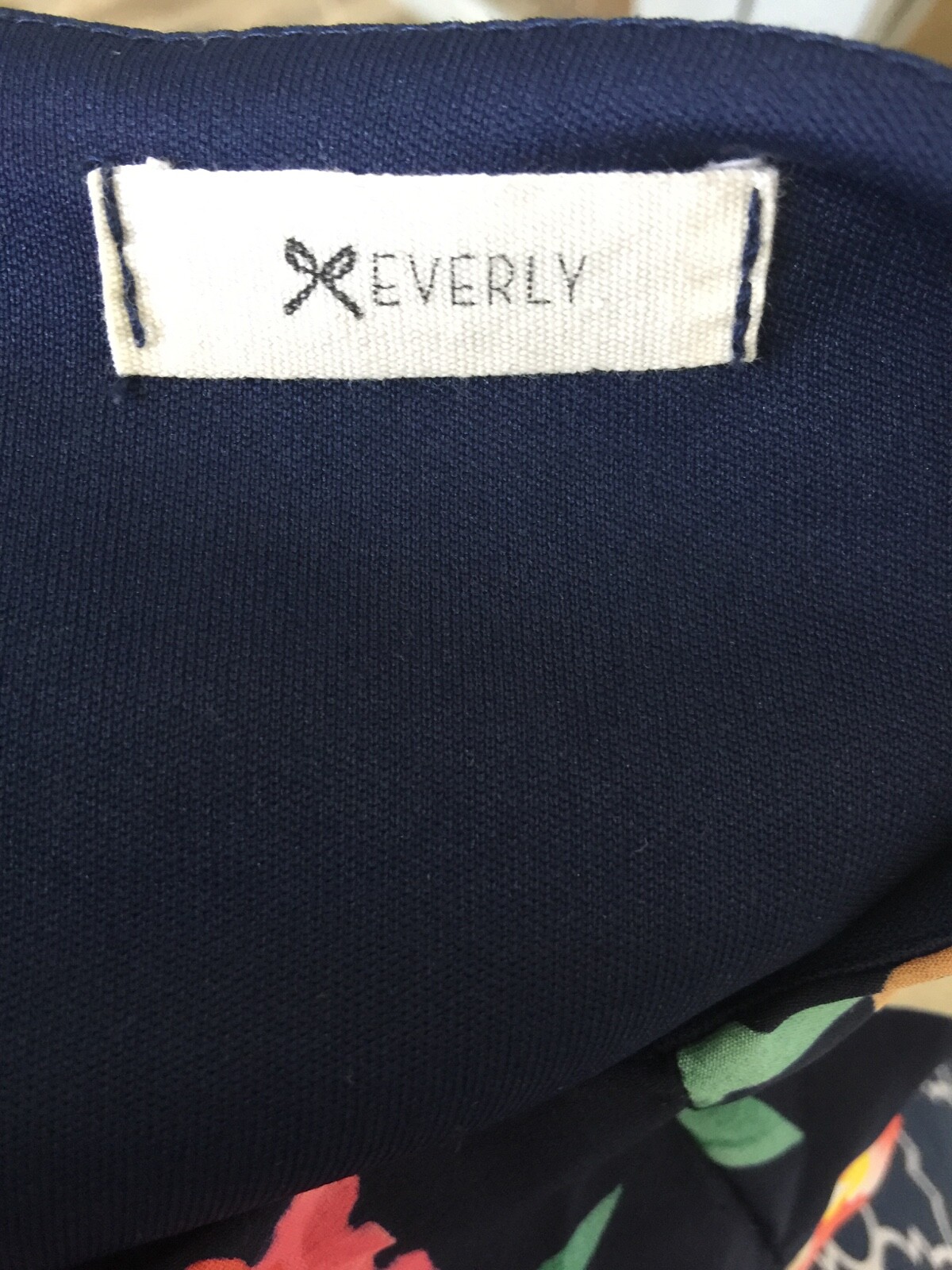 Everly Size Juniors Small Navy Blue Green Pink Beige White Floral Mini Dress