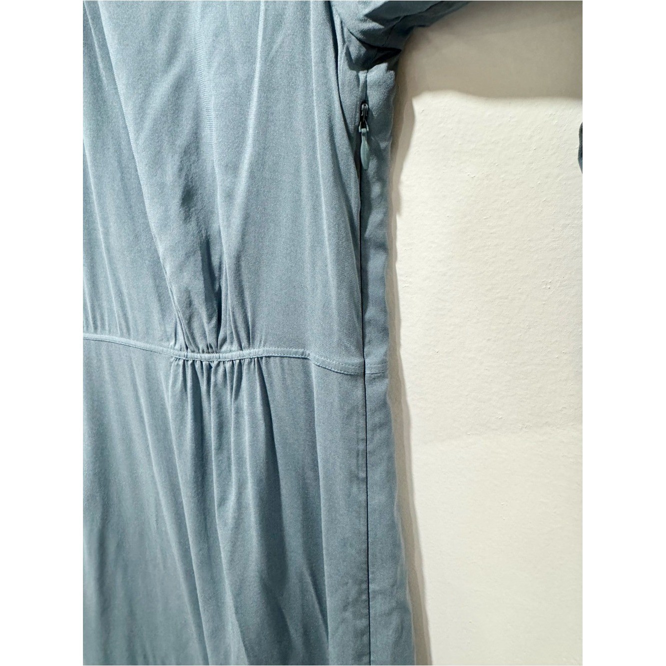 NWT Burberry Silk Blue Gray Pleated Drop Waist Midi Dress Size 6