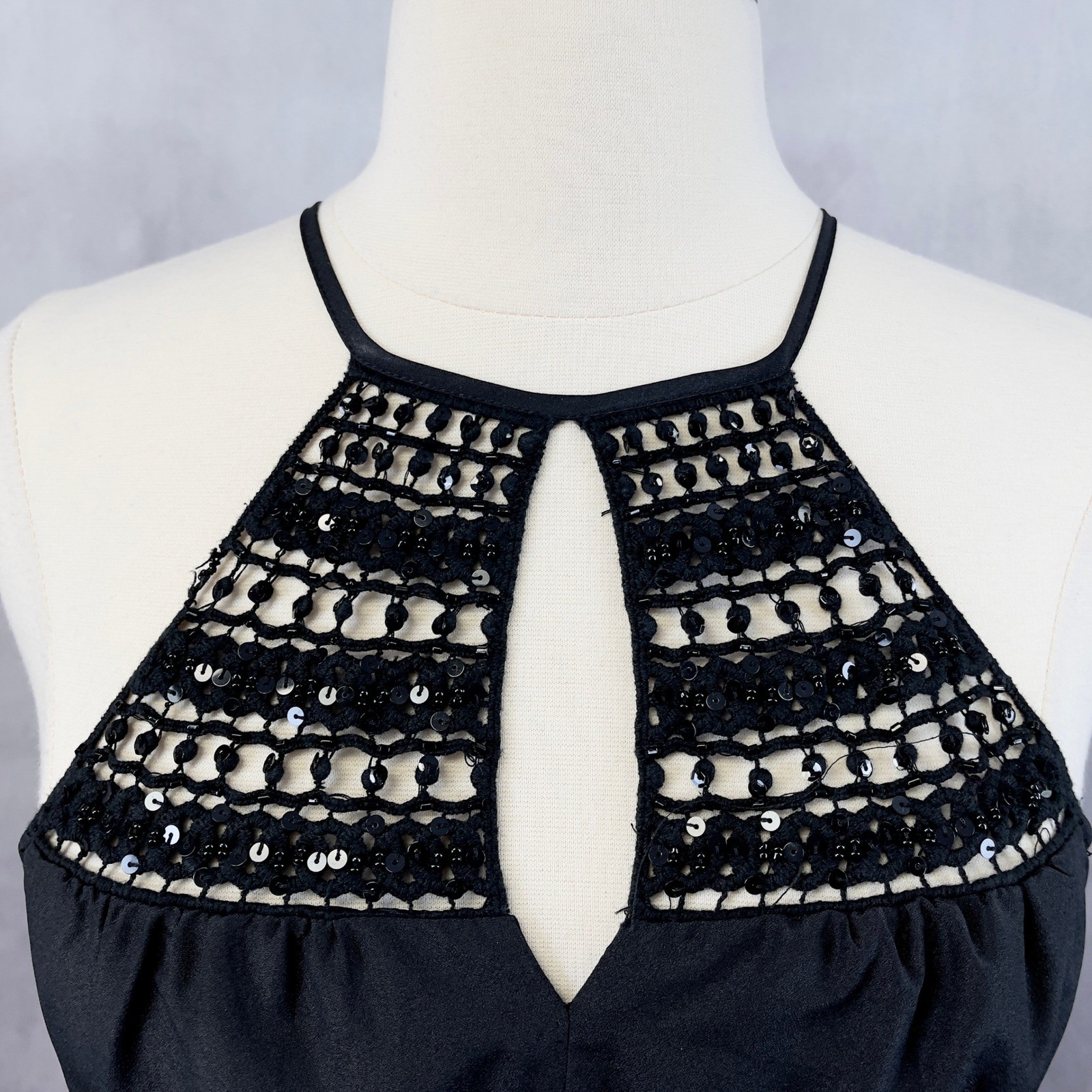 Express Womens Halter Dress XS Party Sequin Crochet Going Out Date Night Party