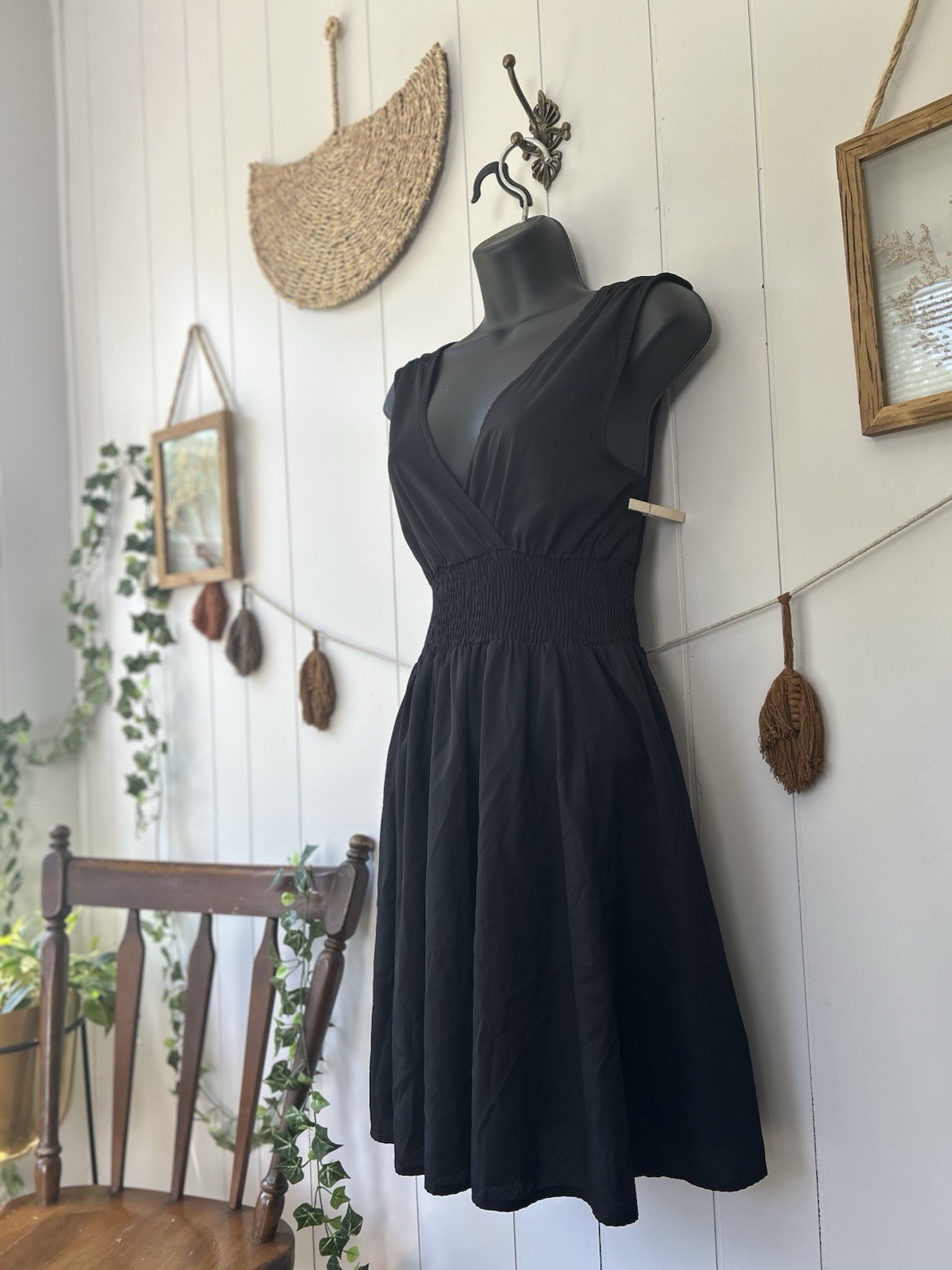 Derek Heart Black Poplin A-Line Cocktail Dress Smocked Elastic Waist V-Neck M/L