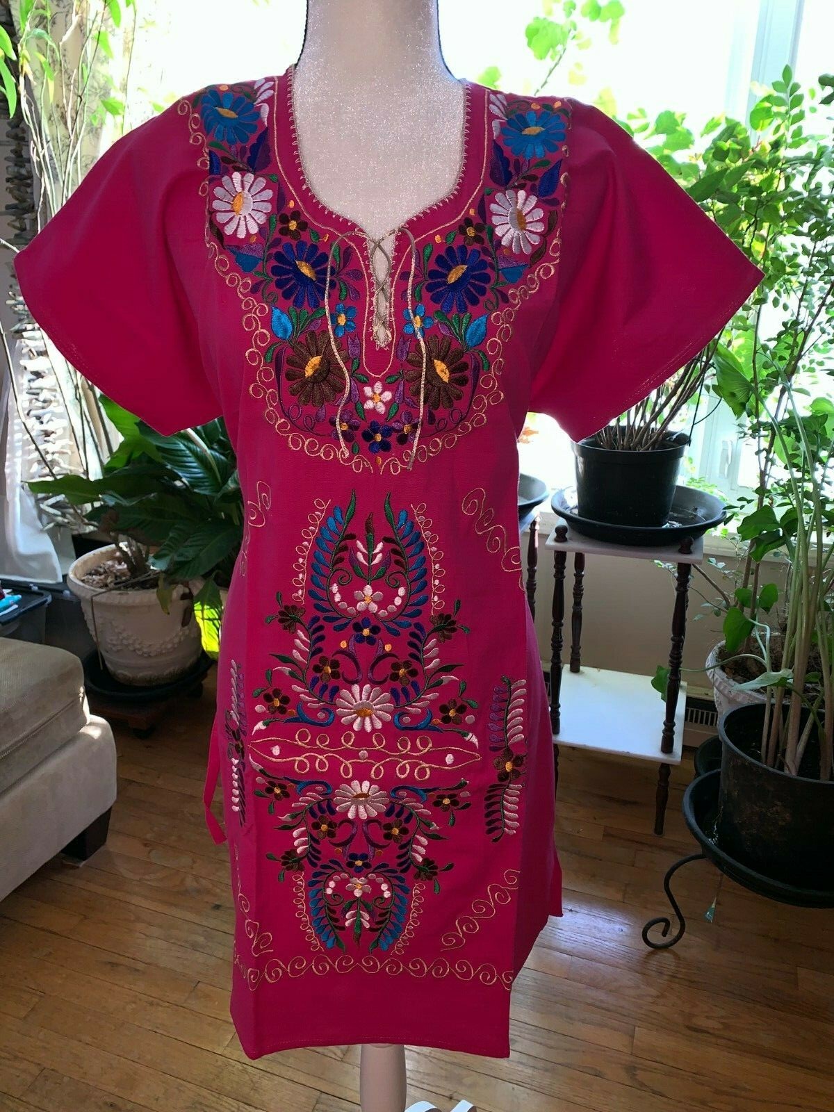 Maya Mexican Dress Embroidered Flowers Chiapas PINK Rainbow One Size Q23
