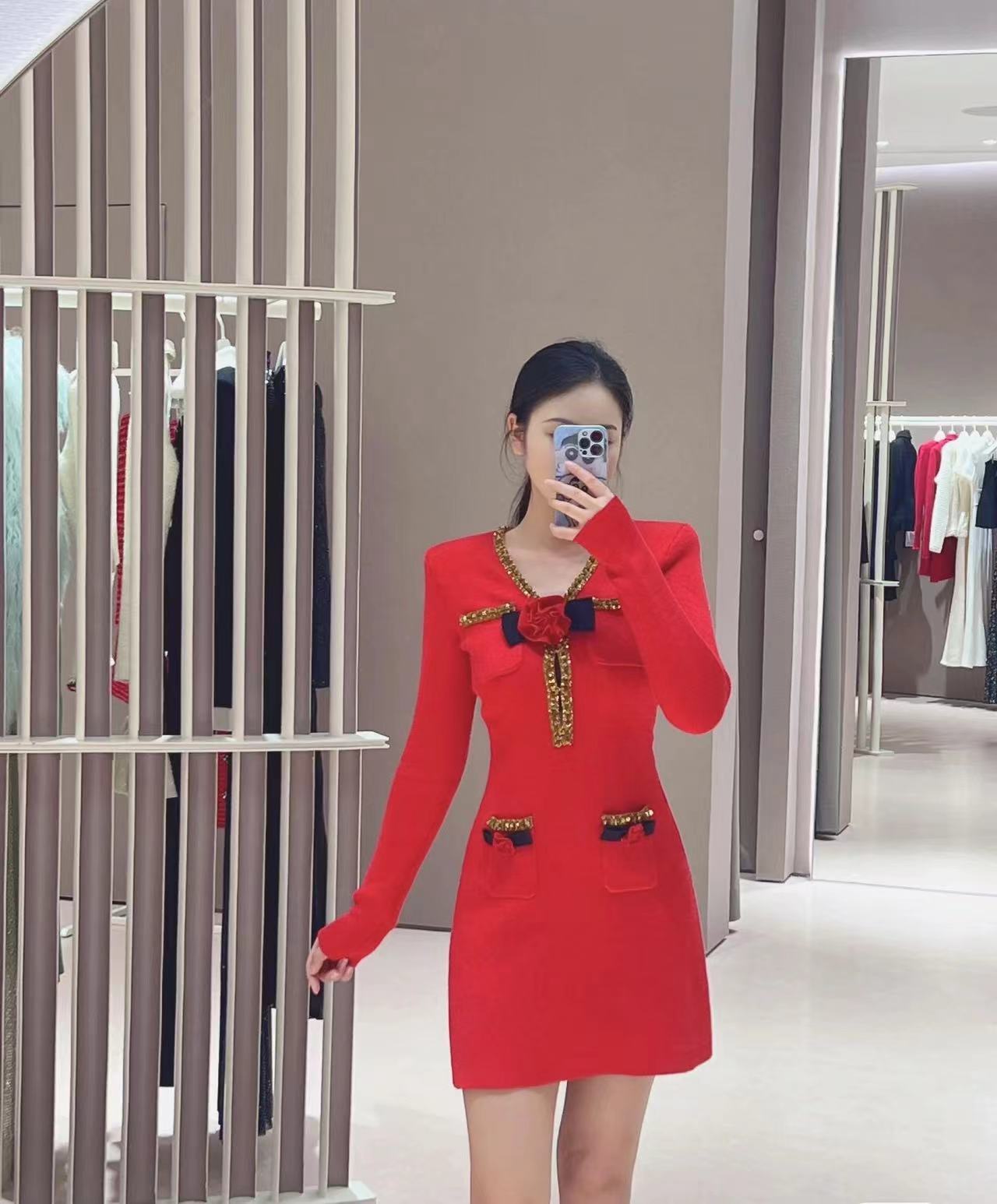 Self-Portrait red Diamond moulding sequin Rose Knitted dress