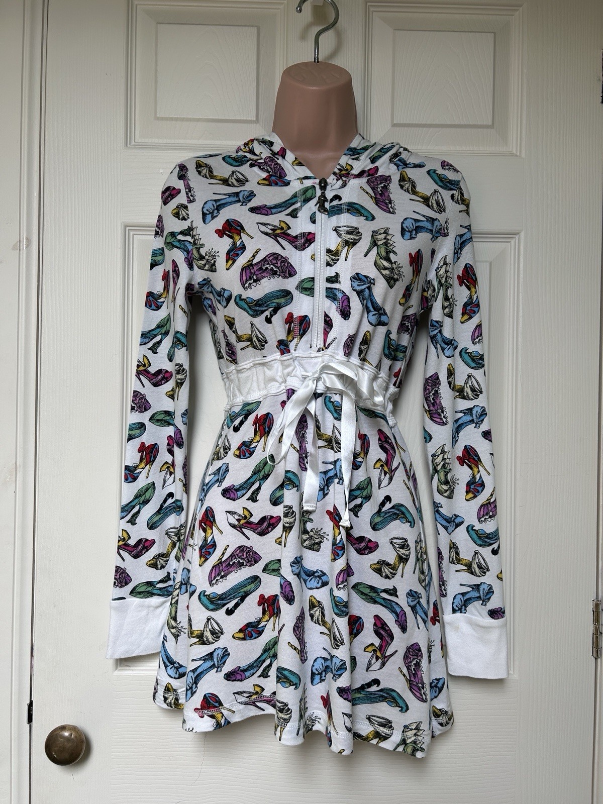 Exclusive Disney Parks Disney Princess high-heel shoe print hoodie dress size XS