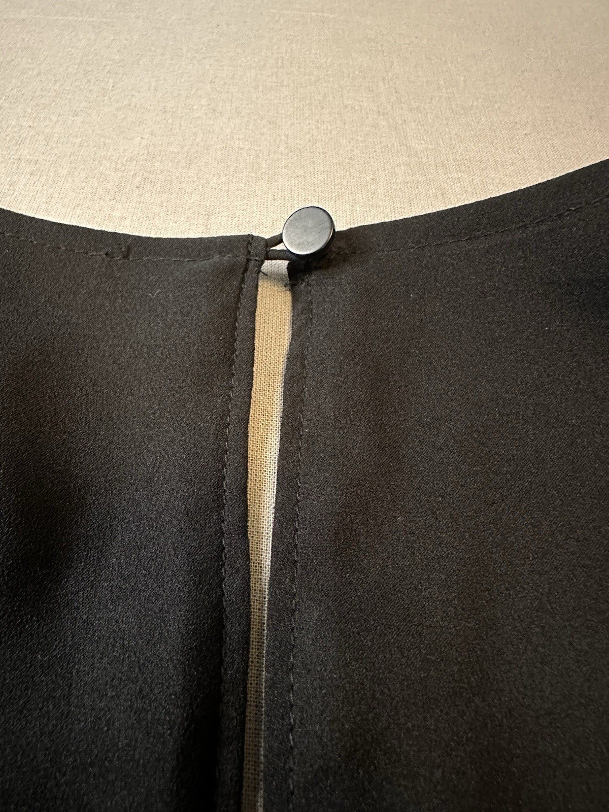 Leith S Solid Black V-Neck Pleated A-Line Short Dress Button Long Sleeve