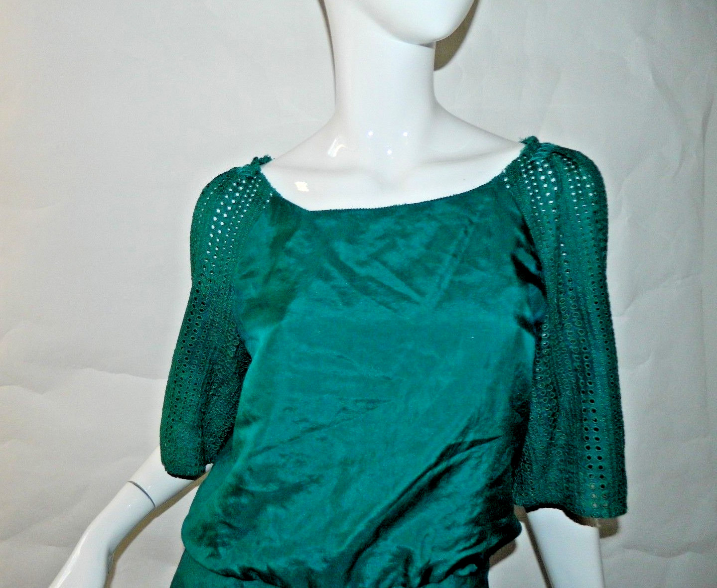 Phillip Lim 3.1 Dress Size 4 Green Silk Perforated Sleeves Scoop Neck Shift