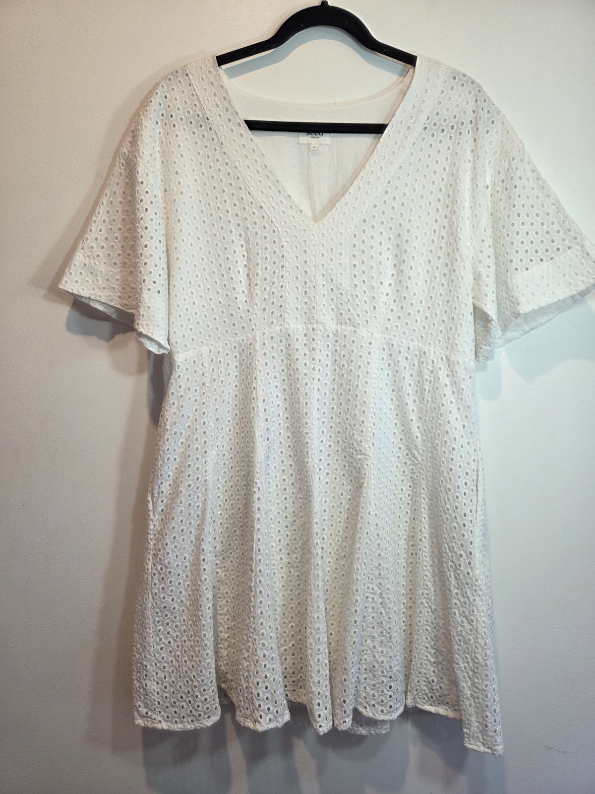 SEED HERITAGE 10 White Cotton Eyelet V-Neck Flutter Sleeve Fit & Flare Dress