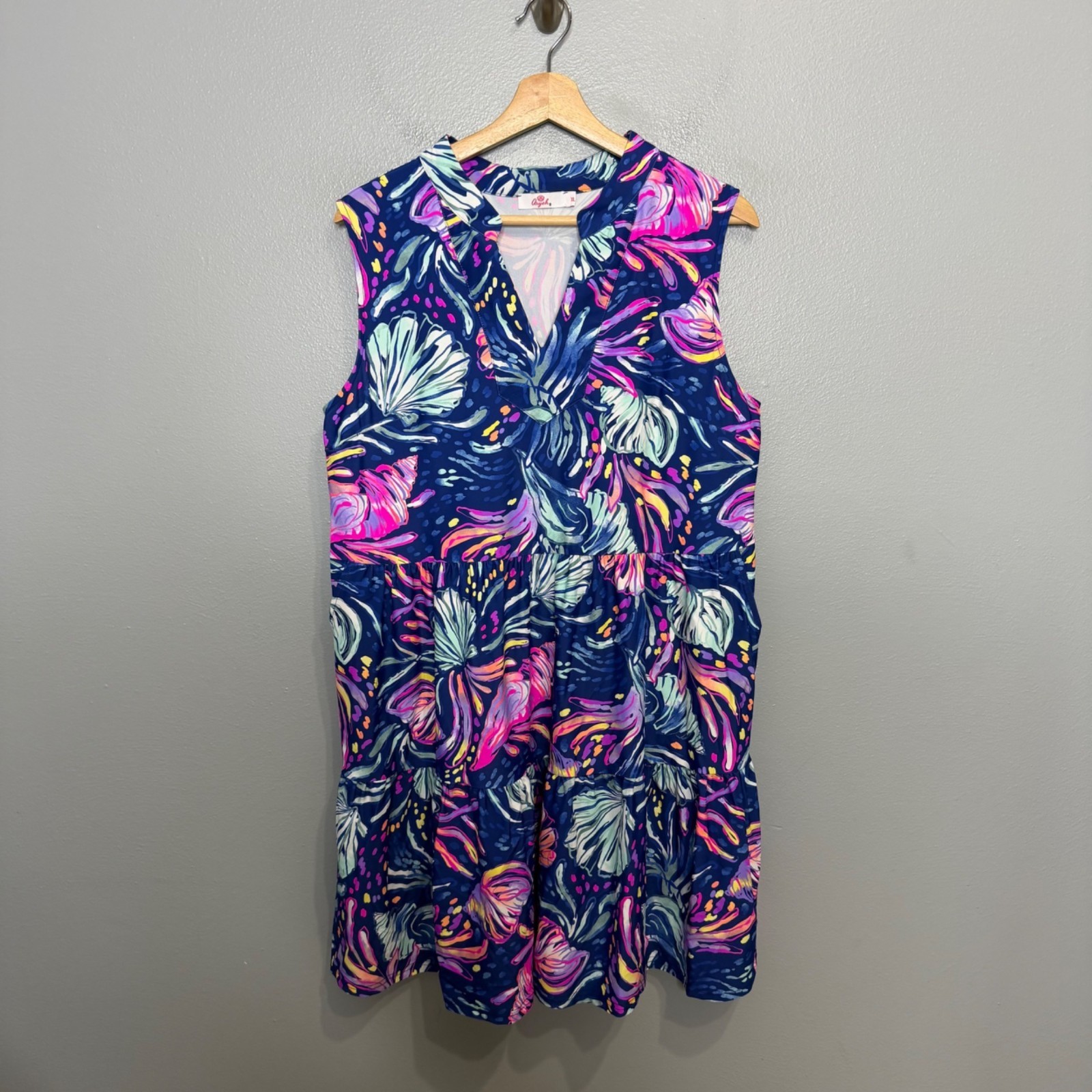 ARYEH upf tiered shift dress in tropical flora print size XL Womens Active