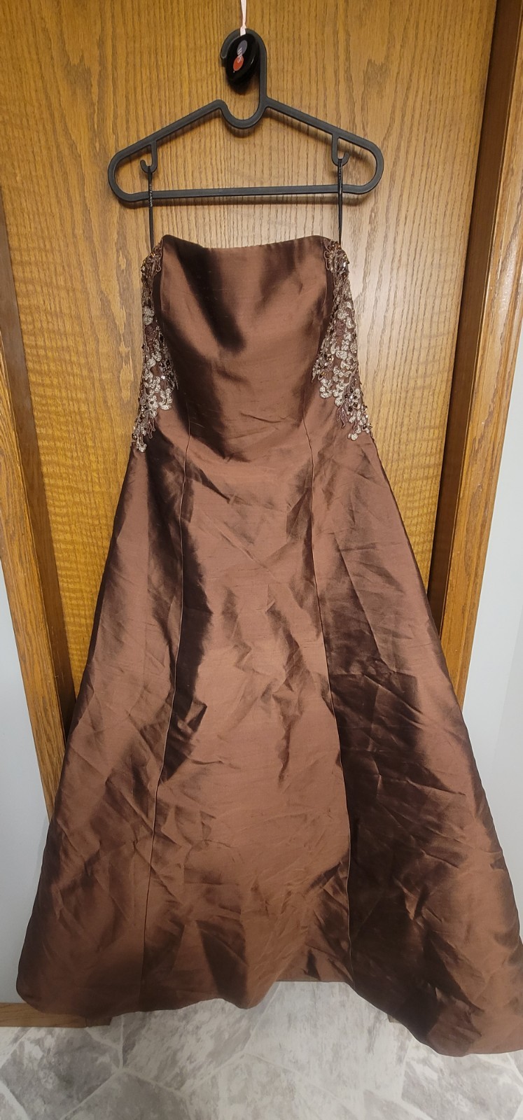 NWT Montage Botique Mon Cheri Bridal Style #26927 Dress Cocoa Size 12 Long