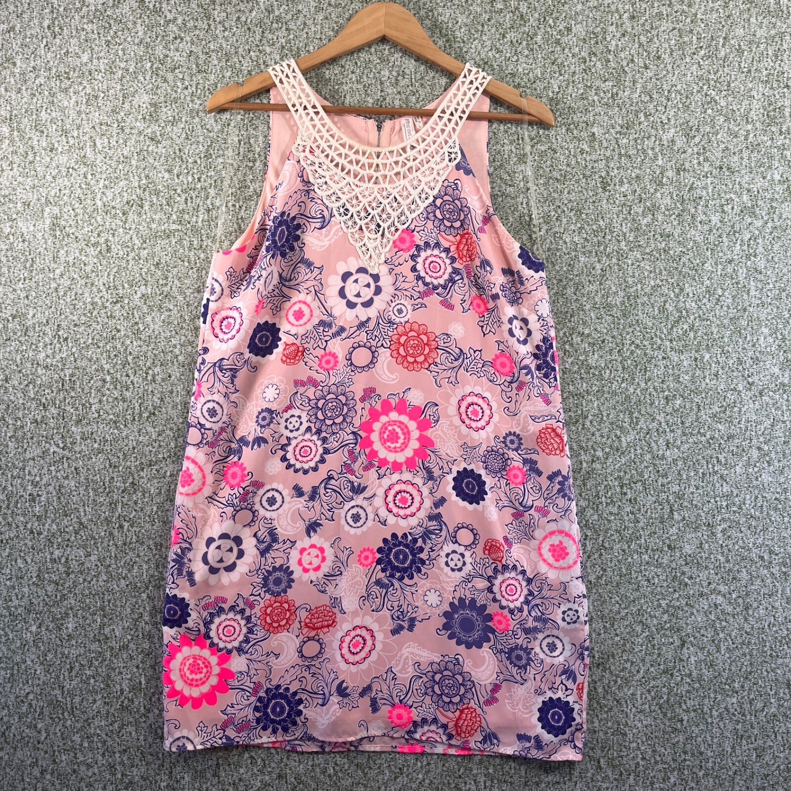 Pink Owl Dress Womens Large Pink Floral A Line Crocet Neckline Garden Feminine