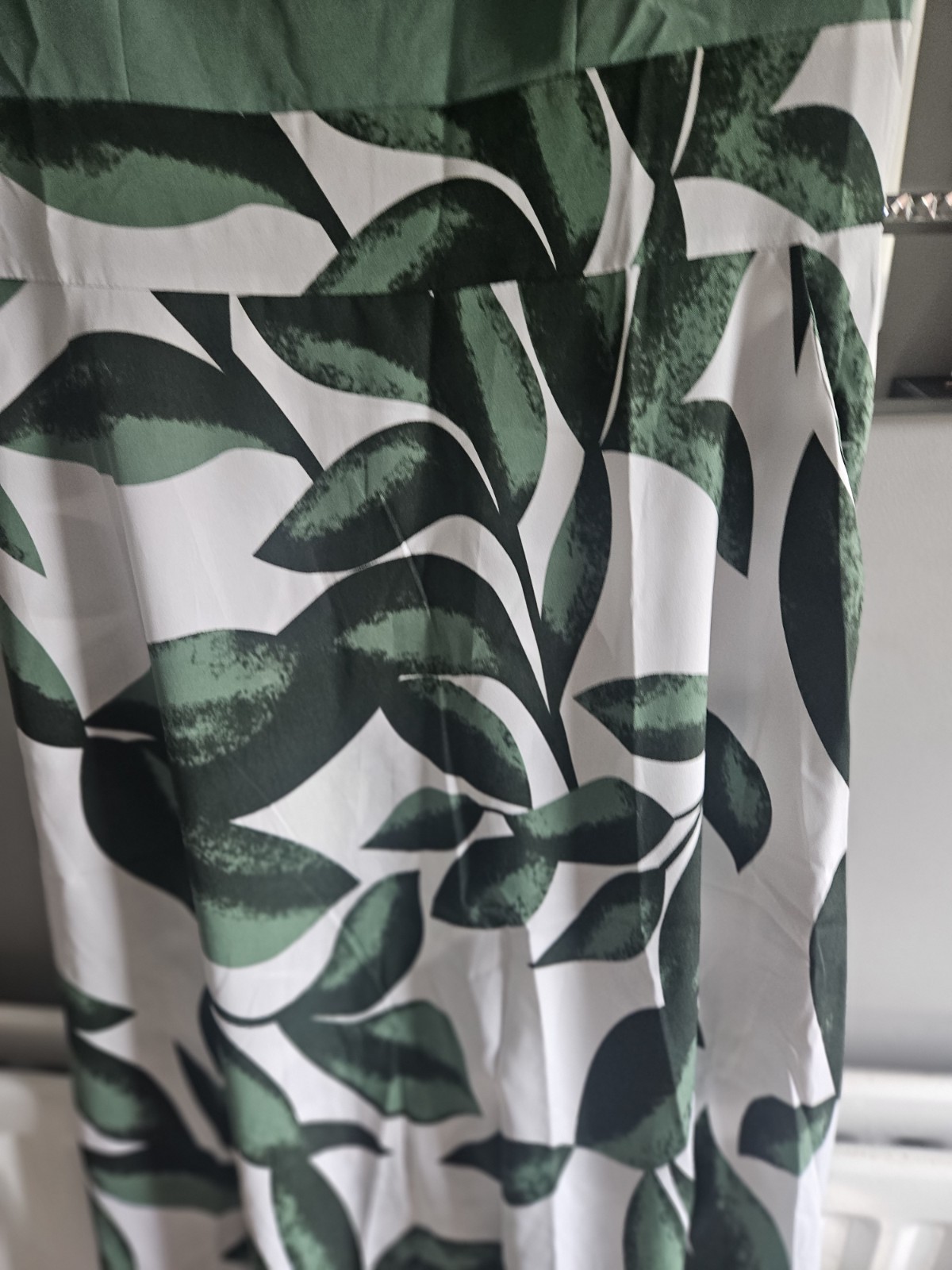 Maxi Dress Gree Leaf Pattern Short Sleeves. Chest 36 Waist 30 Length 52 Inc. Vgc