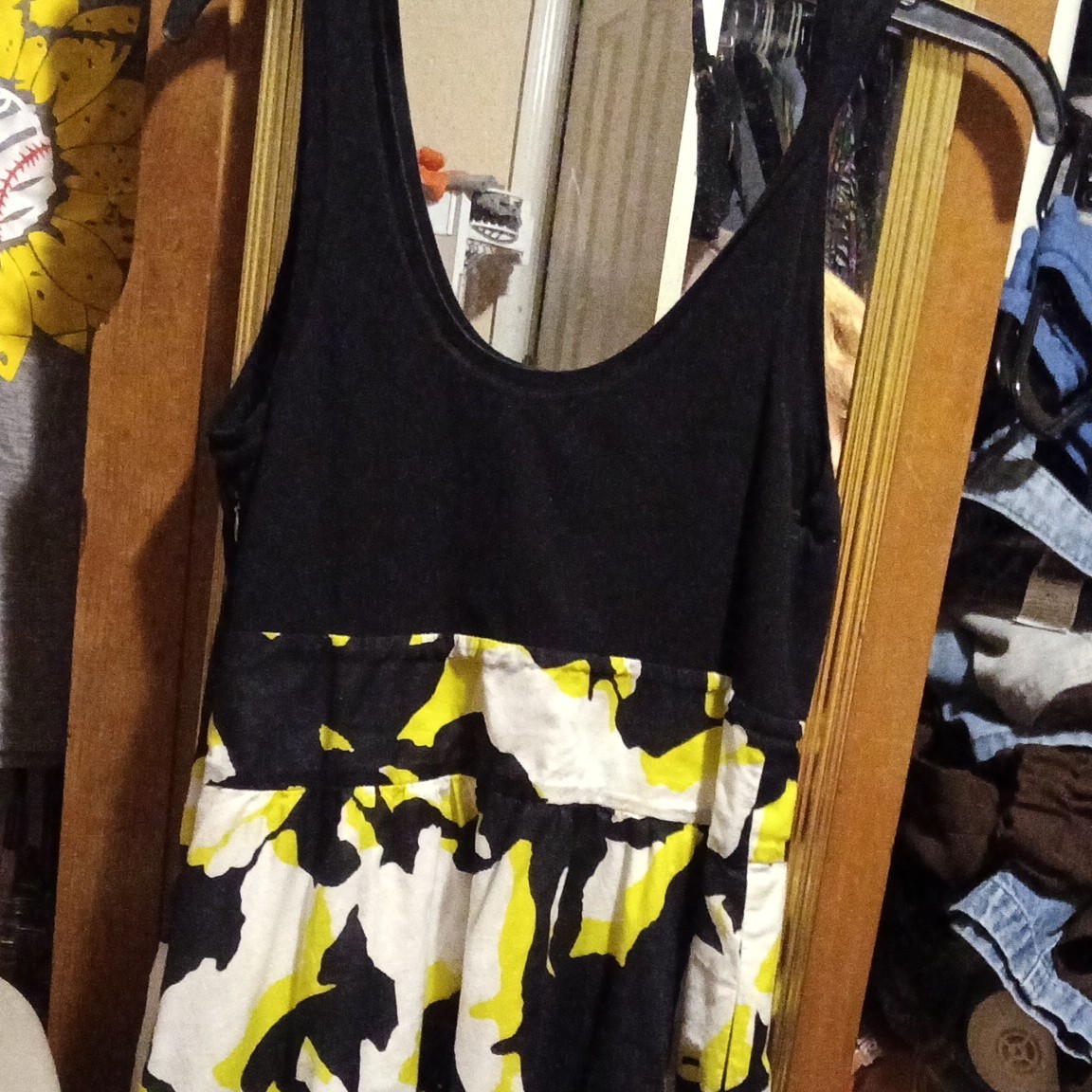 Express Abstract Sundress Black/White/Yellow Scoop Neck Sleeveless Cotton 12