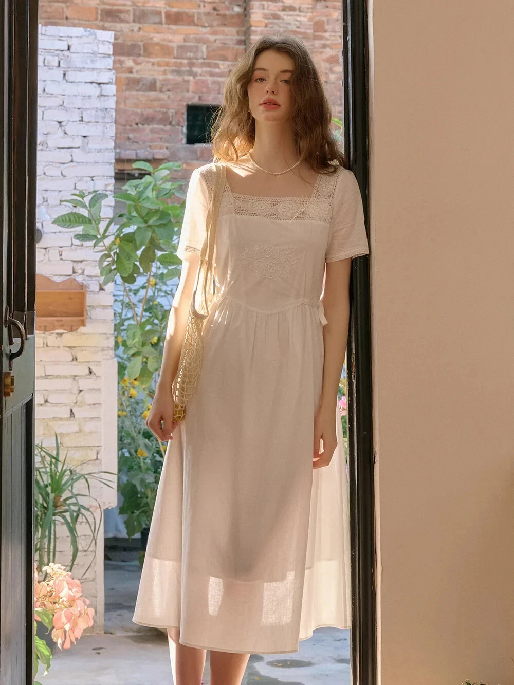 Kathy Square Neck Embroidery White Cotton Dress Size XS