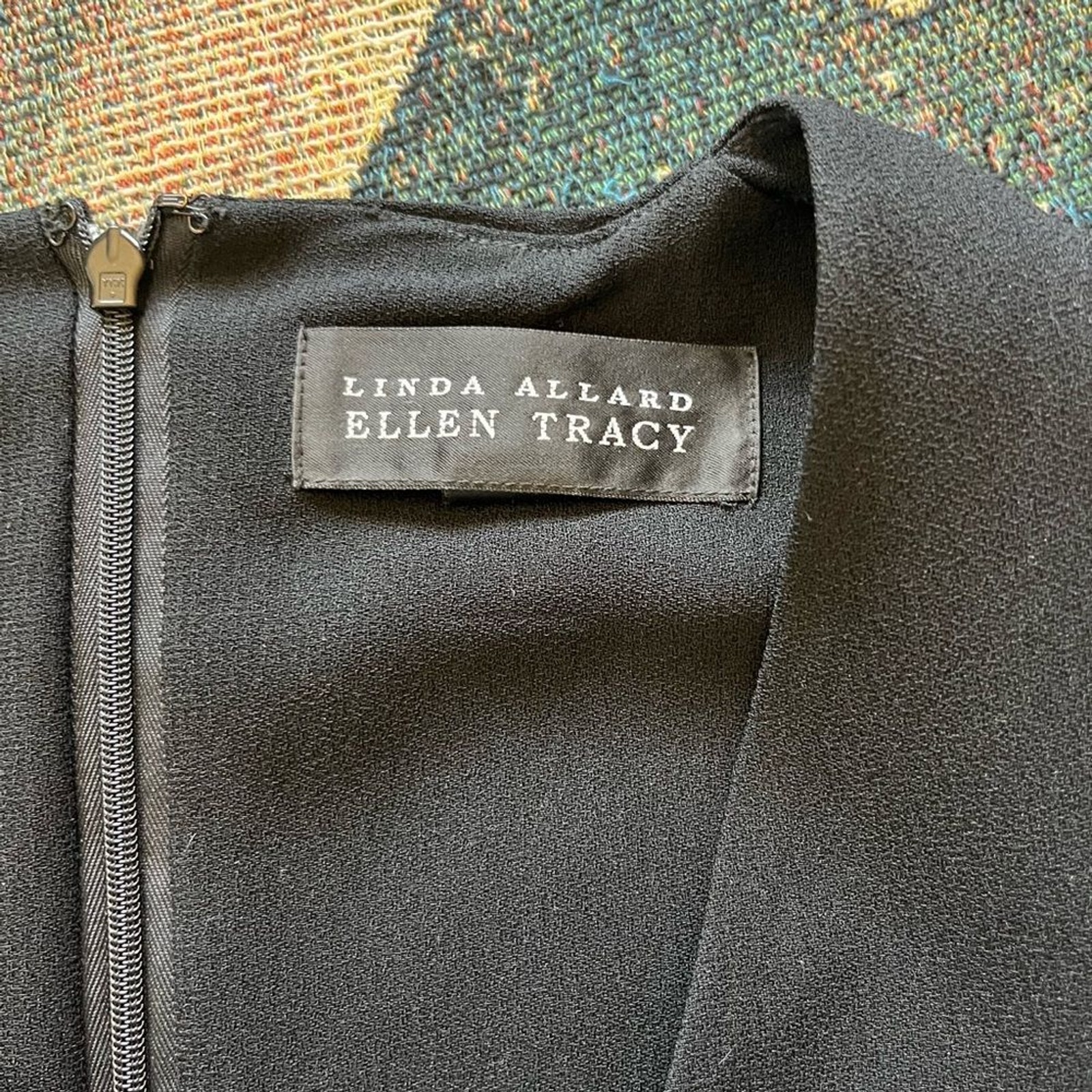 Linda Allard Ellen Tracy Black V-Neck Midi Dress Zip Back Elegant Flowy M Casual