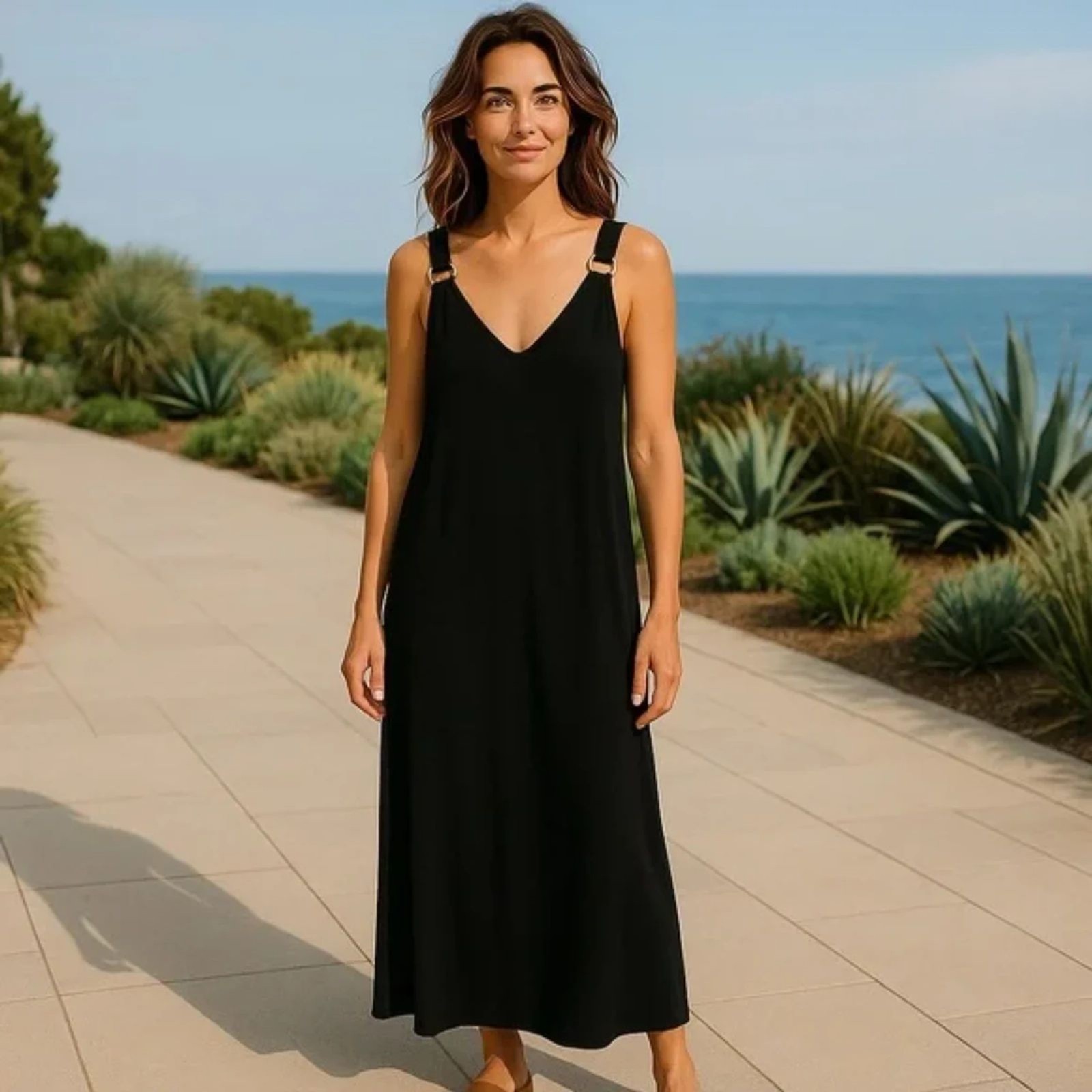 Green Envelope Los Angeles Black Maxi Dress Size L Gold Hardware Resortcore EUC