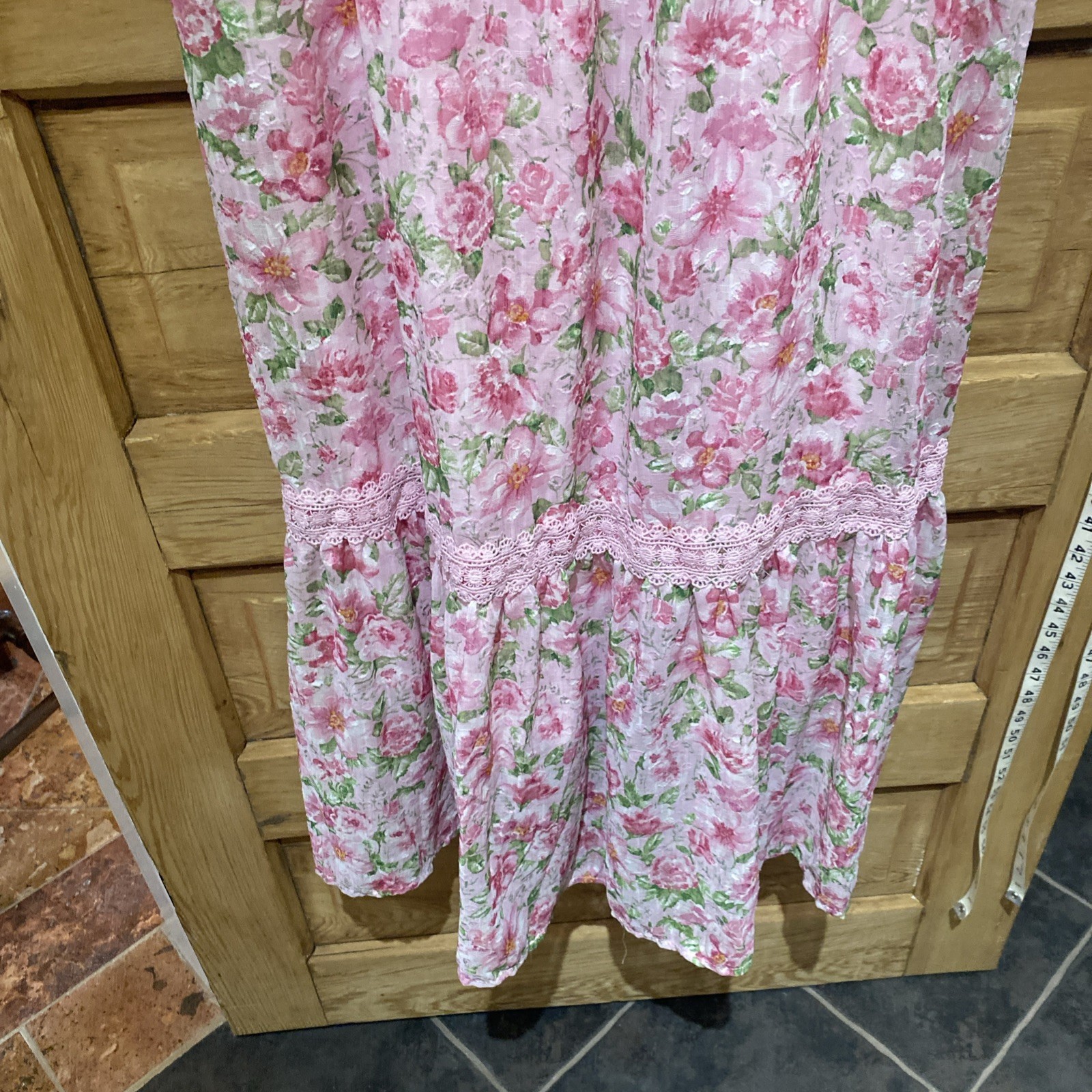 NWOT BY THE RIVER LARGE PINK FLORAL SHOULDER TIES MAXI DRESS