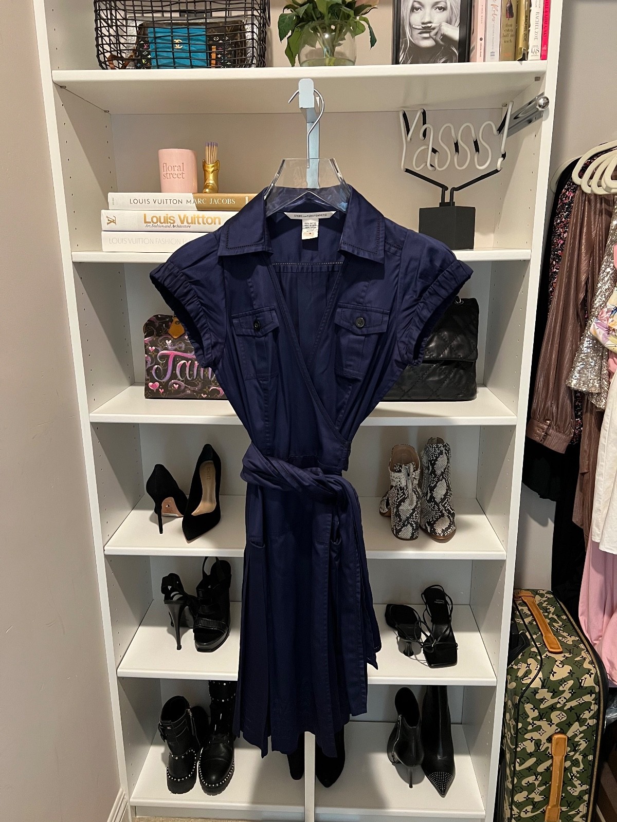 Diane Von Furstenberg – Wrap Dress – Navy – Size 6