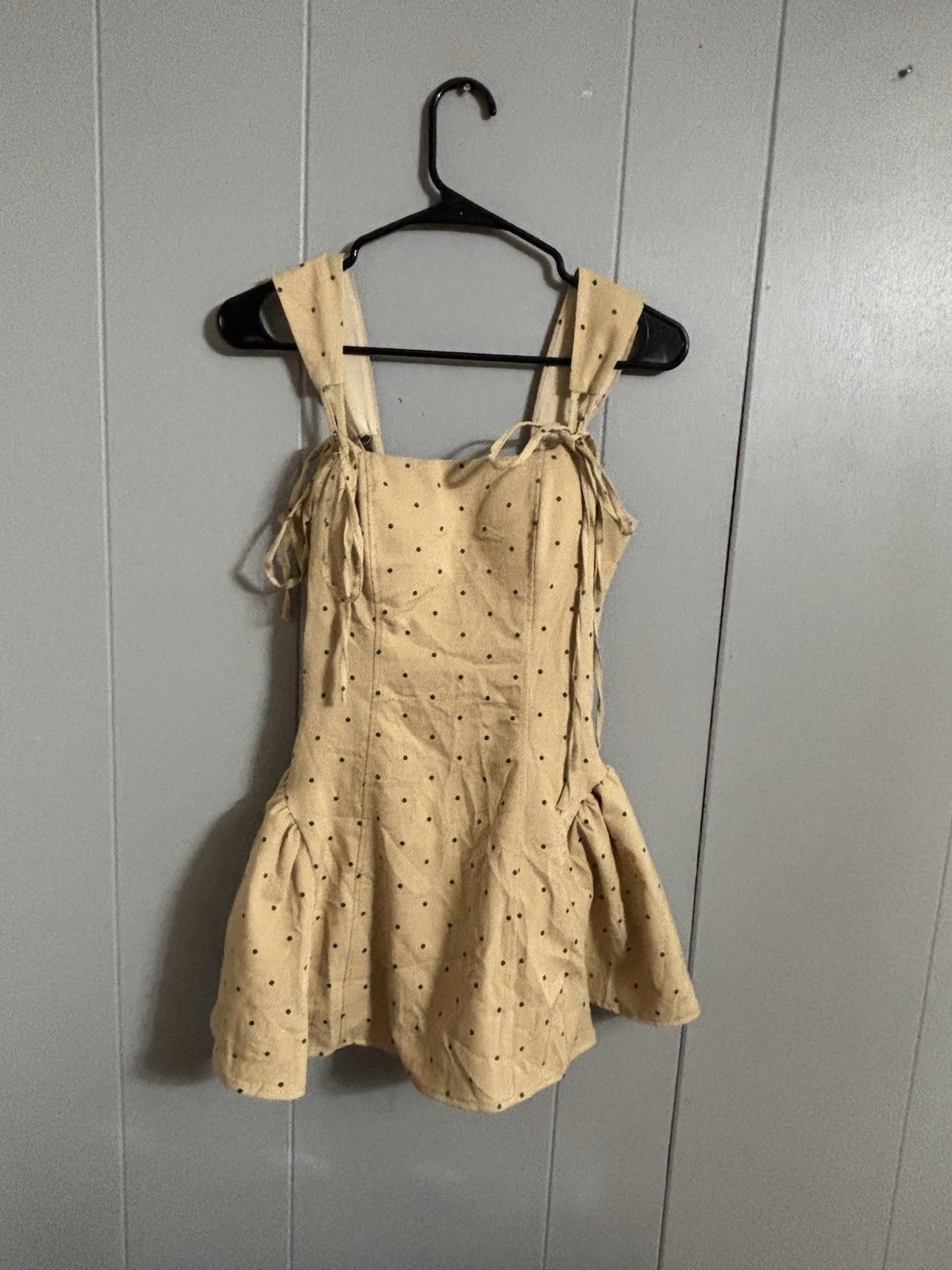 Chic Le Suit Beige/Black Polka Dot Square Neck Smocked Bow Strap Mini S