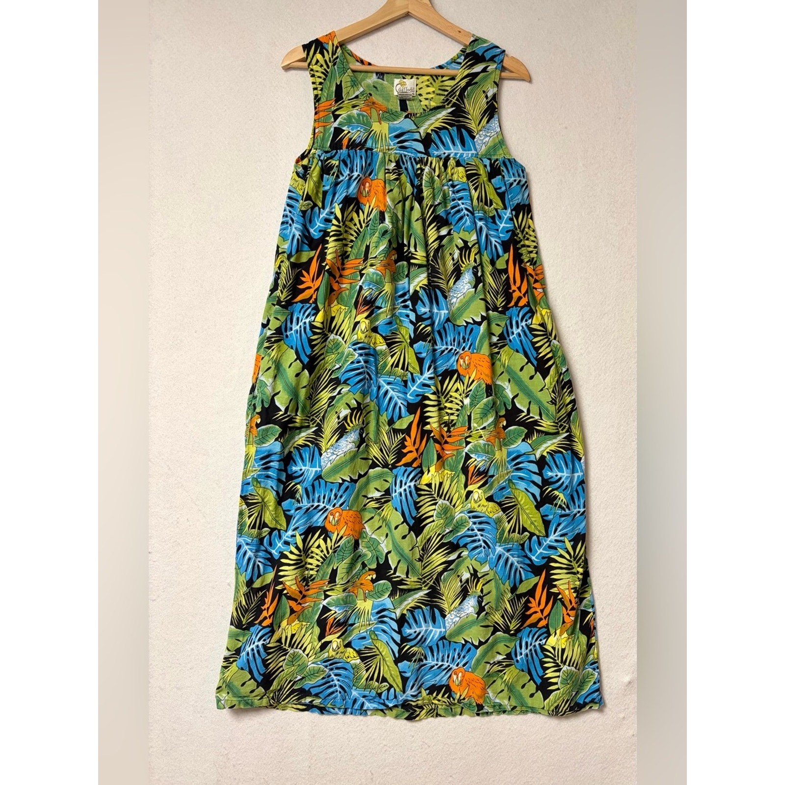 Vintage Daffodil Tropical Parrot Botanical Bird Print 100% Cotton Pockets Large