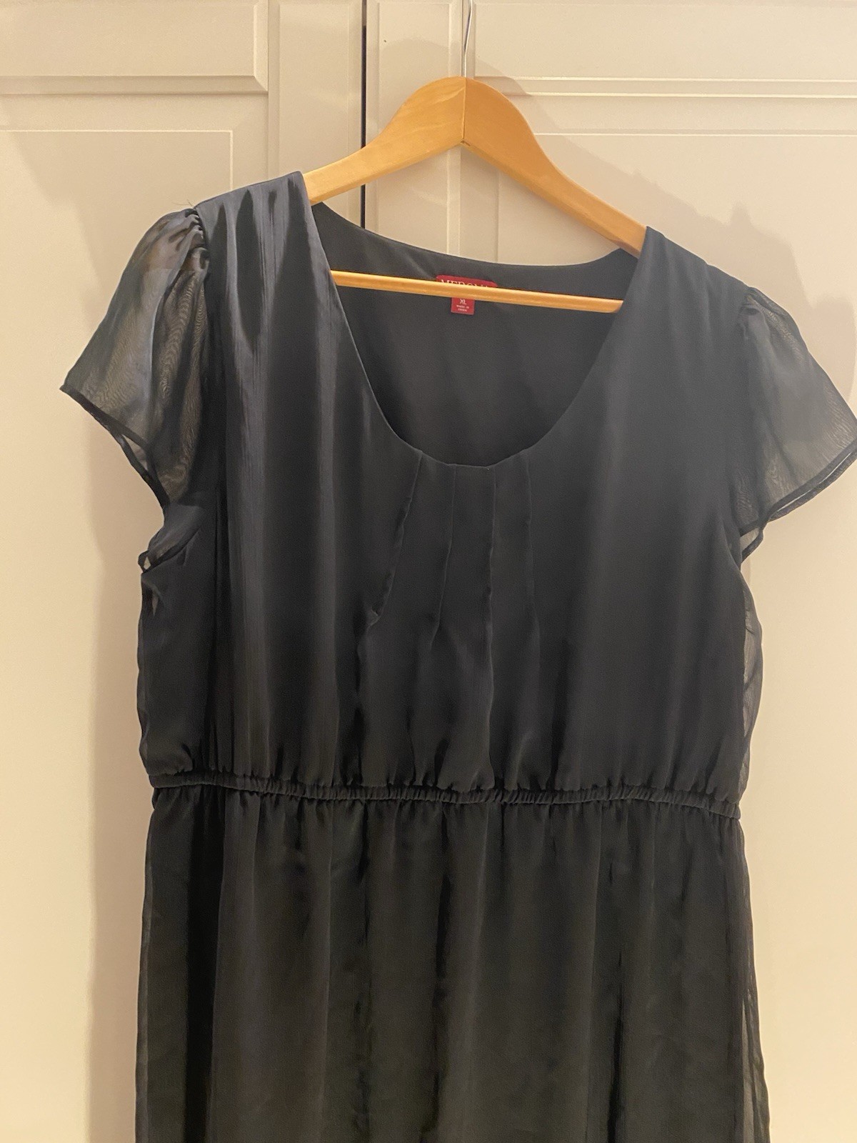 Merona XL Black Chiffon Lined Flutter Sleeve Scoop Neck A-Line Knee Dress