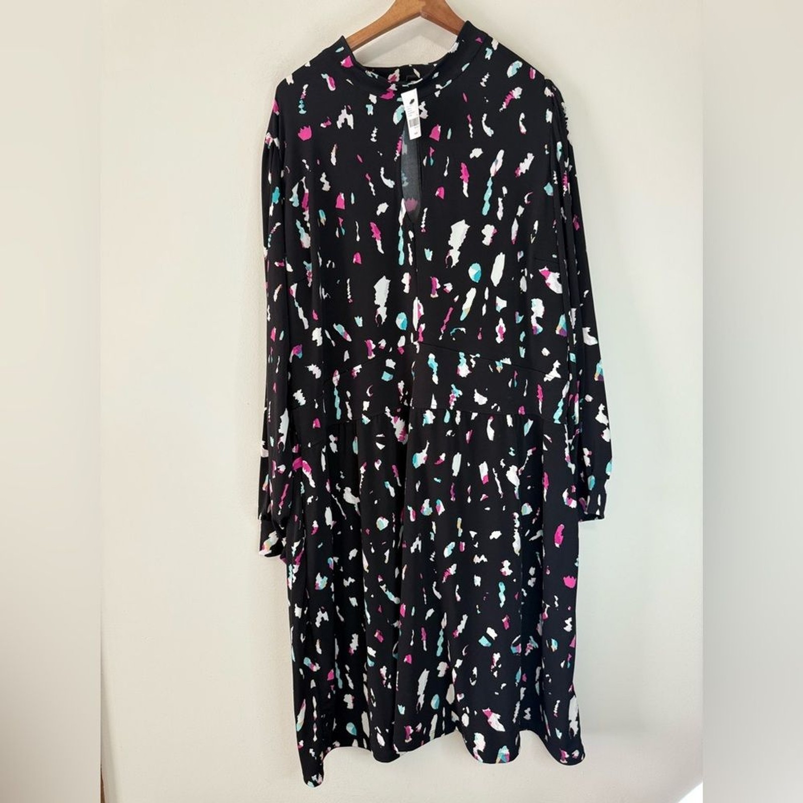 Lane Bryant NWT Stylish Black Multicolor Women’s Dress in size 26/28