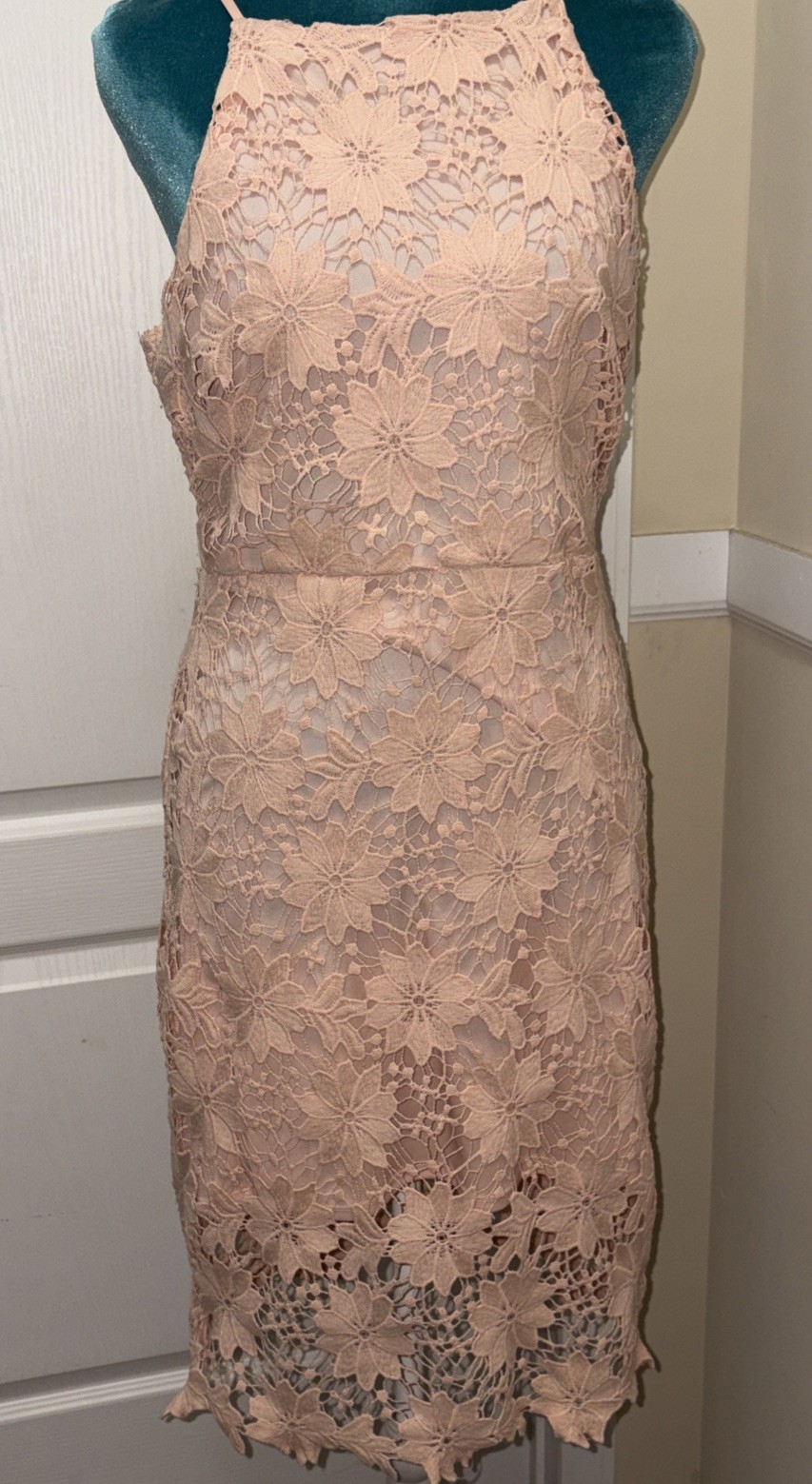 Soprano High Neck Peach Floral Lace Overlay Sleeveless Cocktail Dress Size