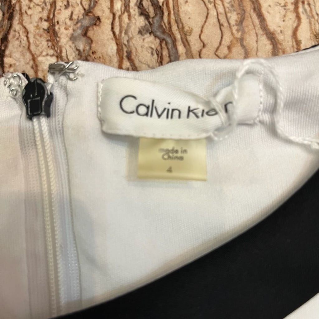 Calvin Klein Sleeveless Colorblock Sheath Dress Size 4 White Black and Blue 4