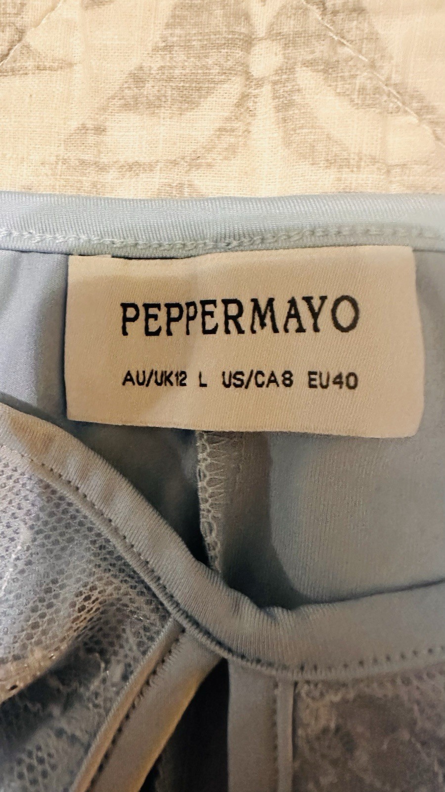 Peppermayo Blue Solid V-Neck Dress Women’s Size L